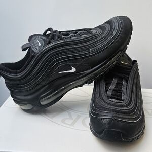 Nike Air Max 97 Triple Black Women’s 8.5 / Youth 7Y